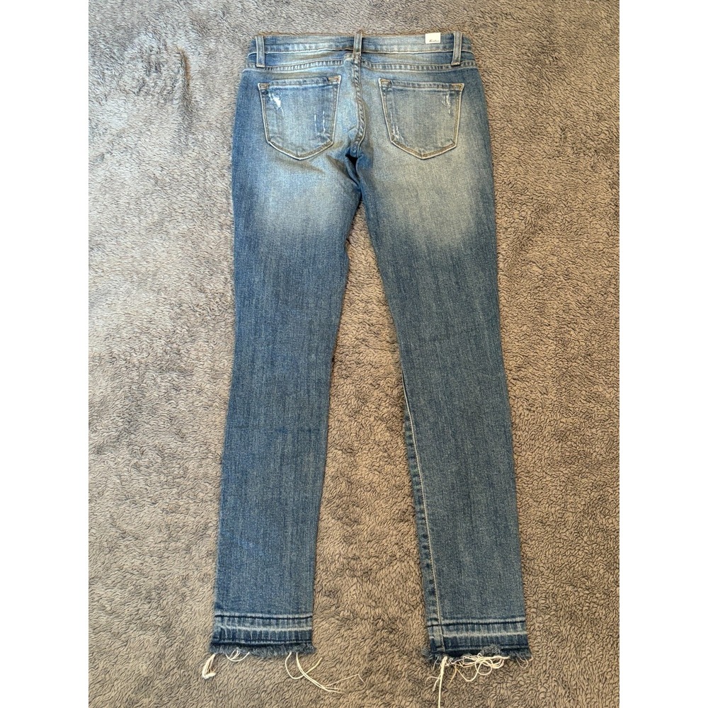 KanCan Jeans Womens 24 Skinny Mid Rise Denim Stretch Frayed Hem Light Wash - Picture 11 of 11